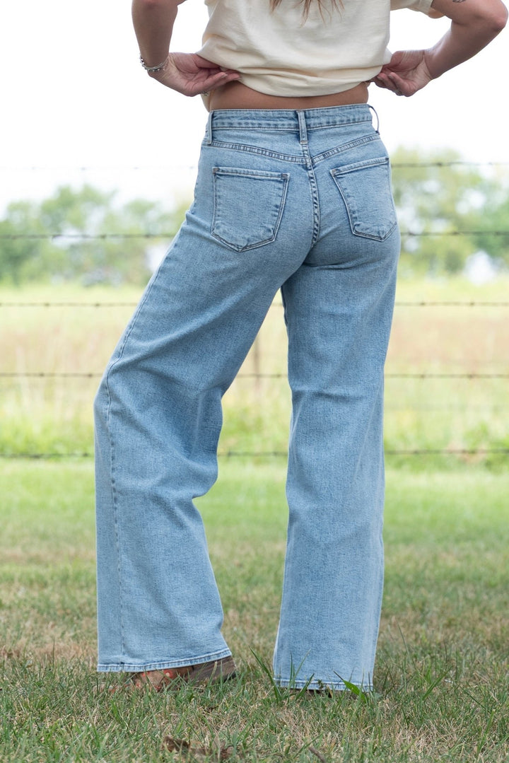 Maggie Wide Leg Jeans - Lunabelle West
