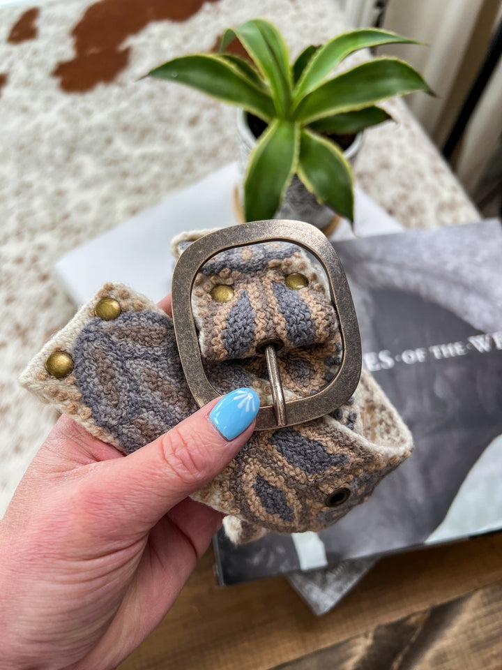 Anna Embroidered Wool Belt - Lunabelle West