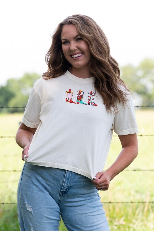 Head Over Boots Tee - Lunabelle West