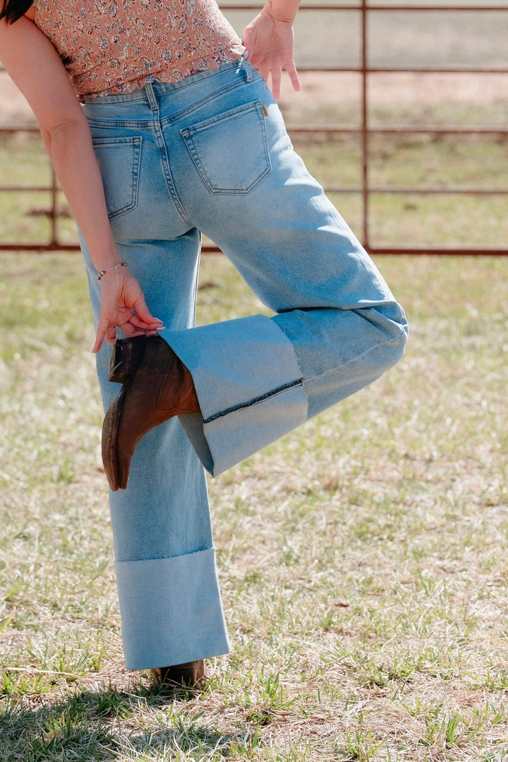 Helena Cuffed Jeans - Lunabelle West