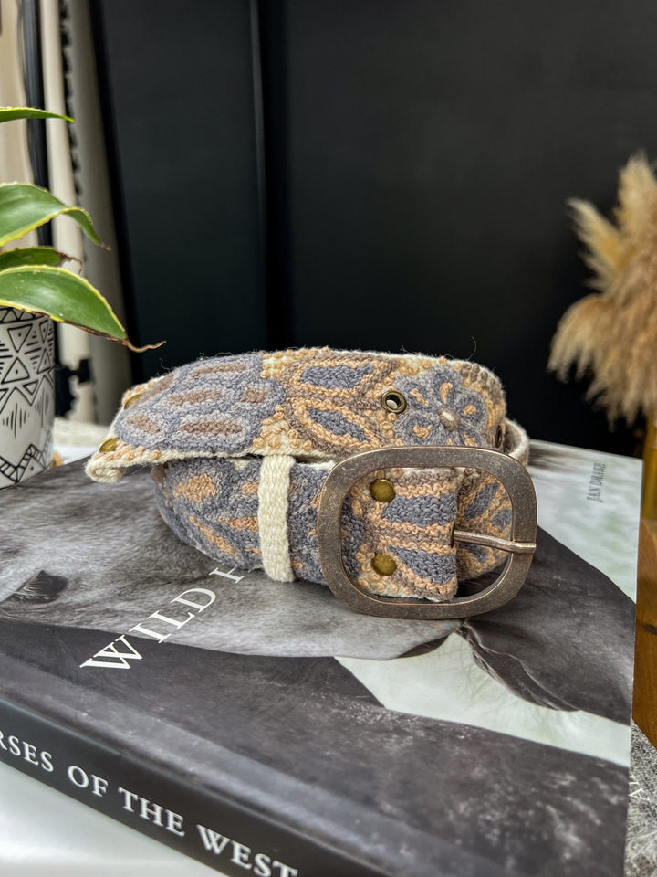 Anna Embroidered Wool Belt - Lunabelle West