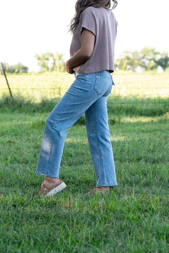 Brady Mid Rise Dad Jeans - Lunabelle West