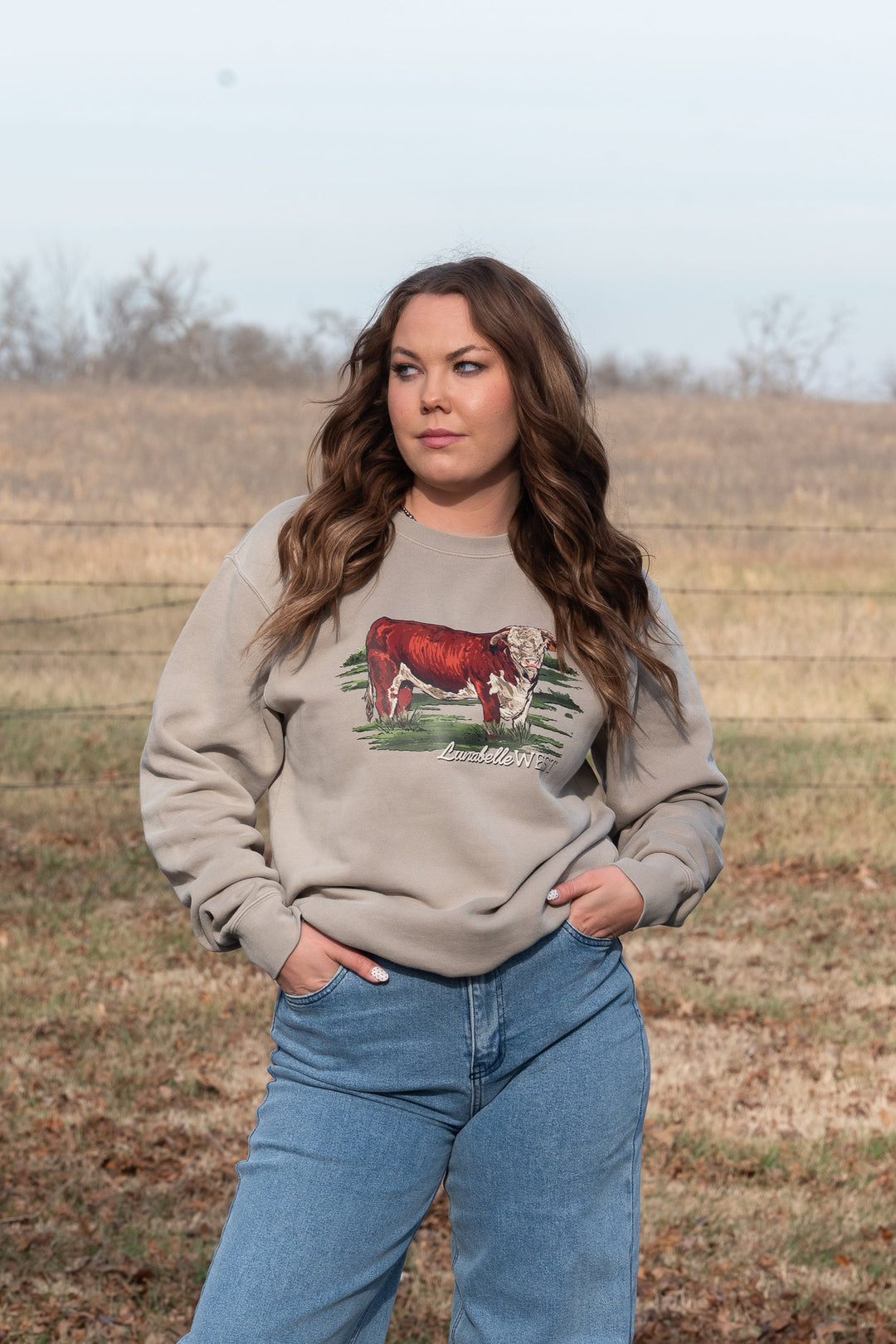 Crewnecks - Lunabelle West