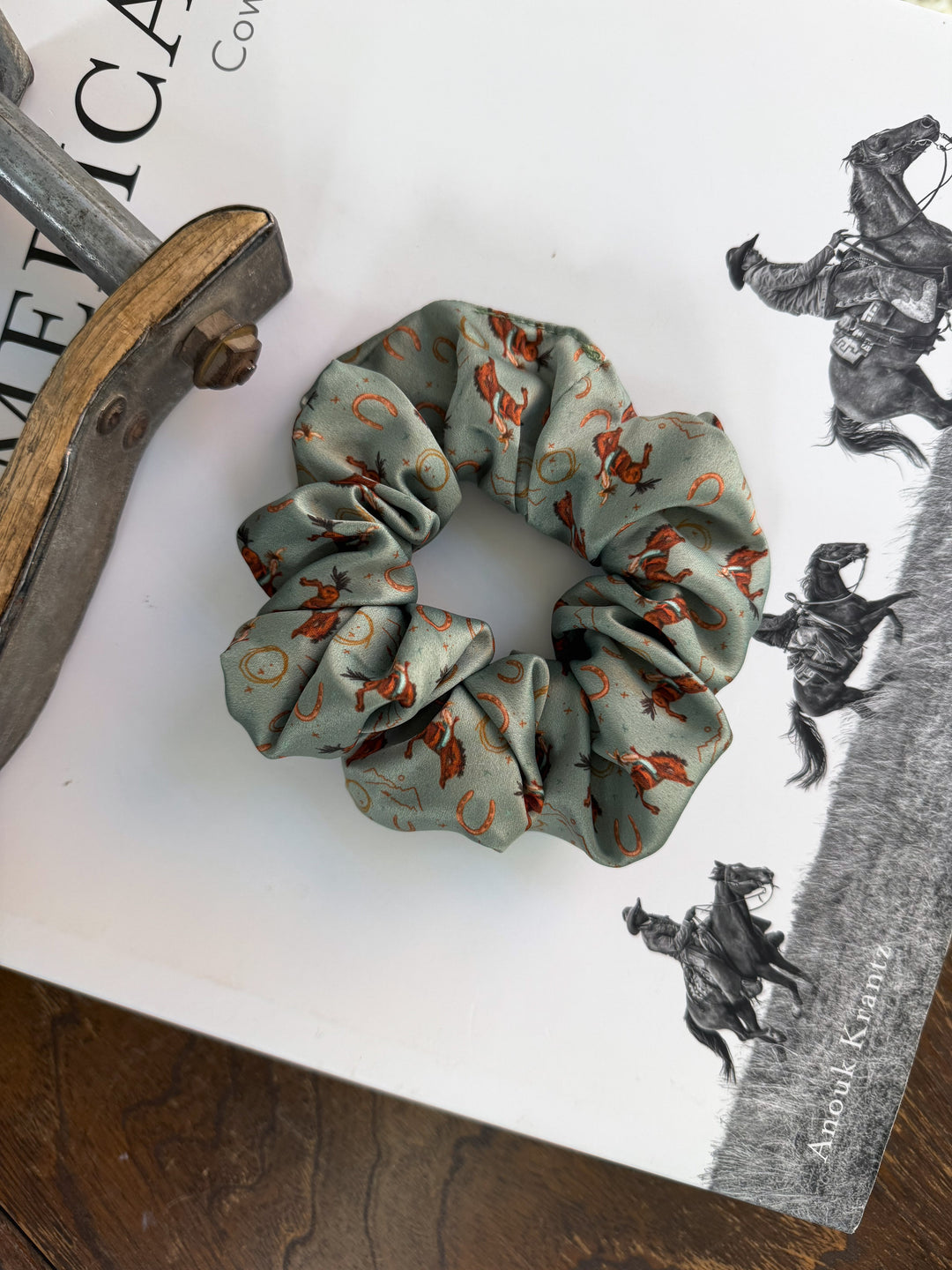 Hair Clips - Lunabelle West