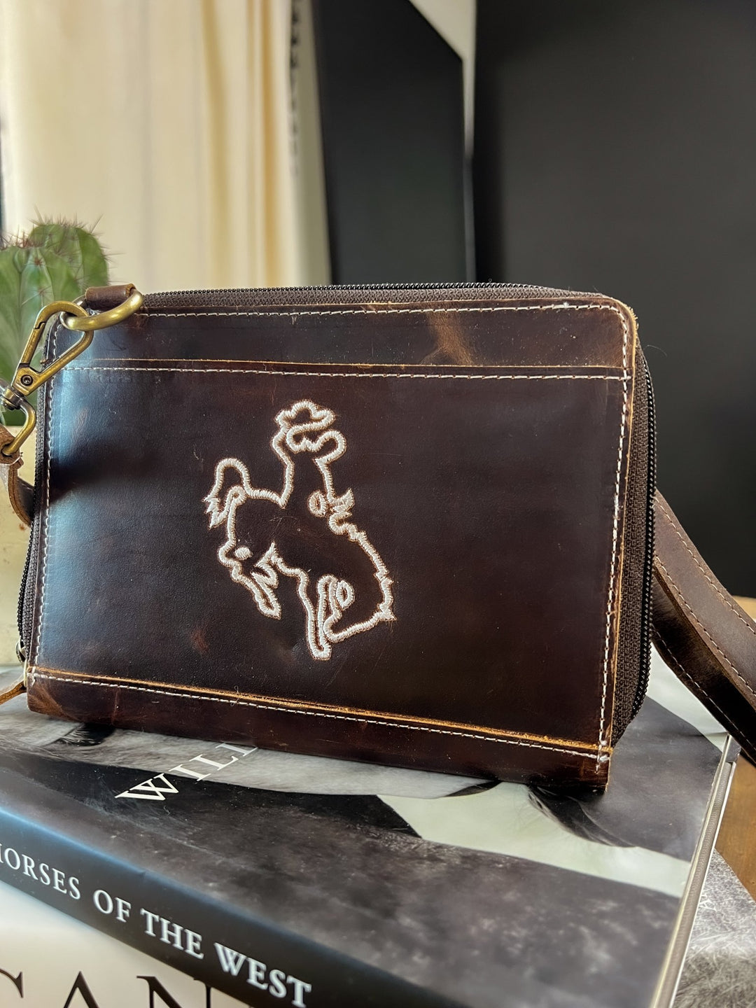 Bronc Leather Crossbody     - Lunabelle West