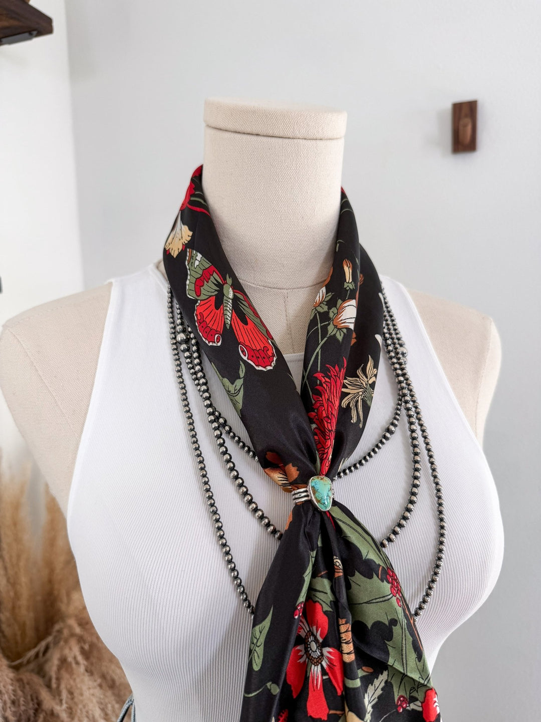 Layla Wild Rag - Lunabelle West