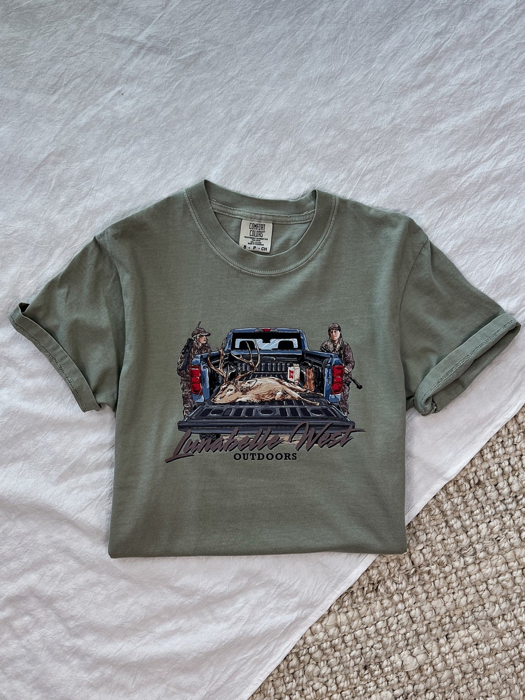 Trophy Buck Tee - Lunabelle West