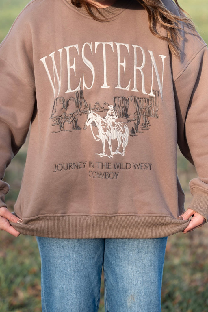 Western Embroidered Crewneck - Lunabelle West