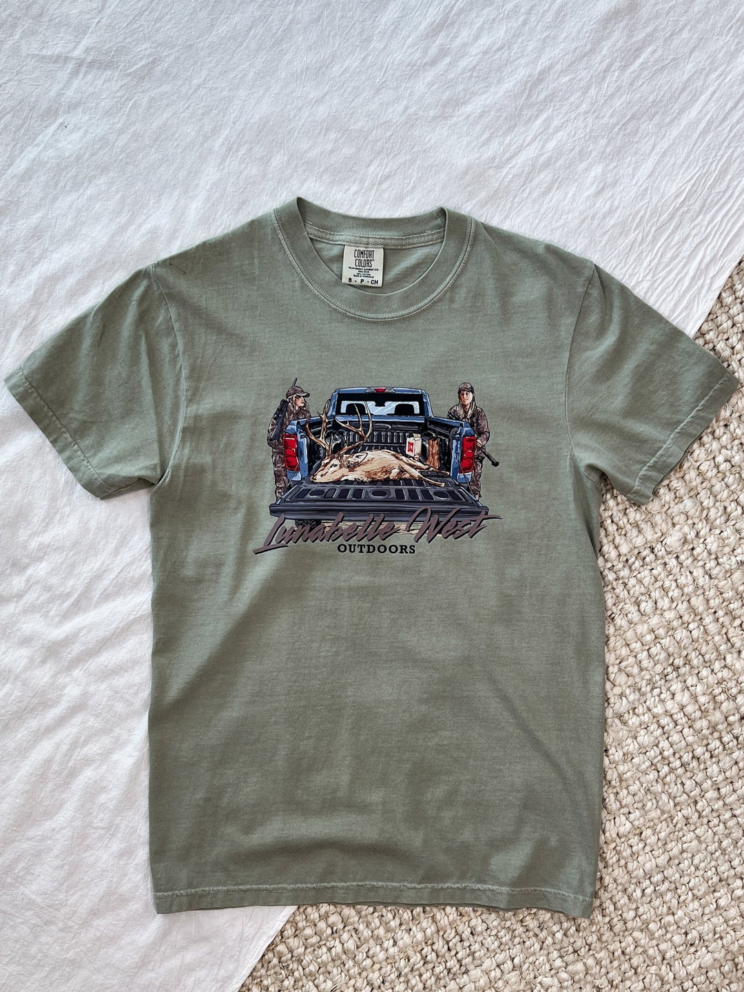 Trophy Buck Tee - Lunabelle West