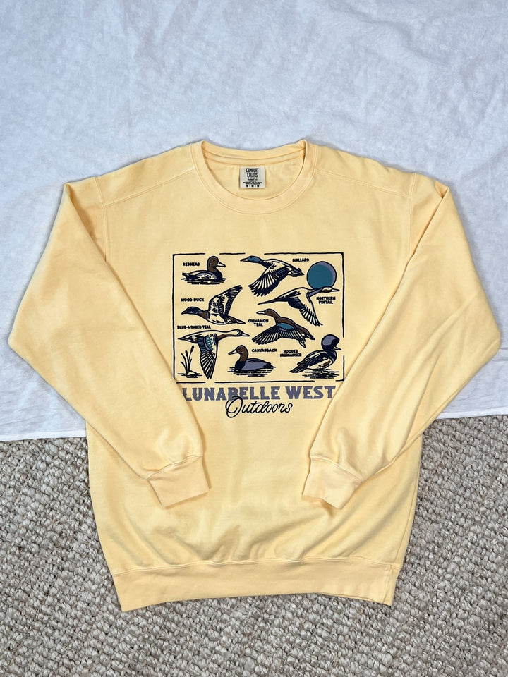 Duck Guide Crewneck - Lunabelle West
