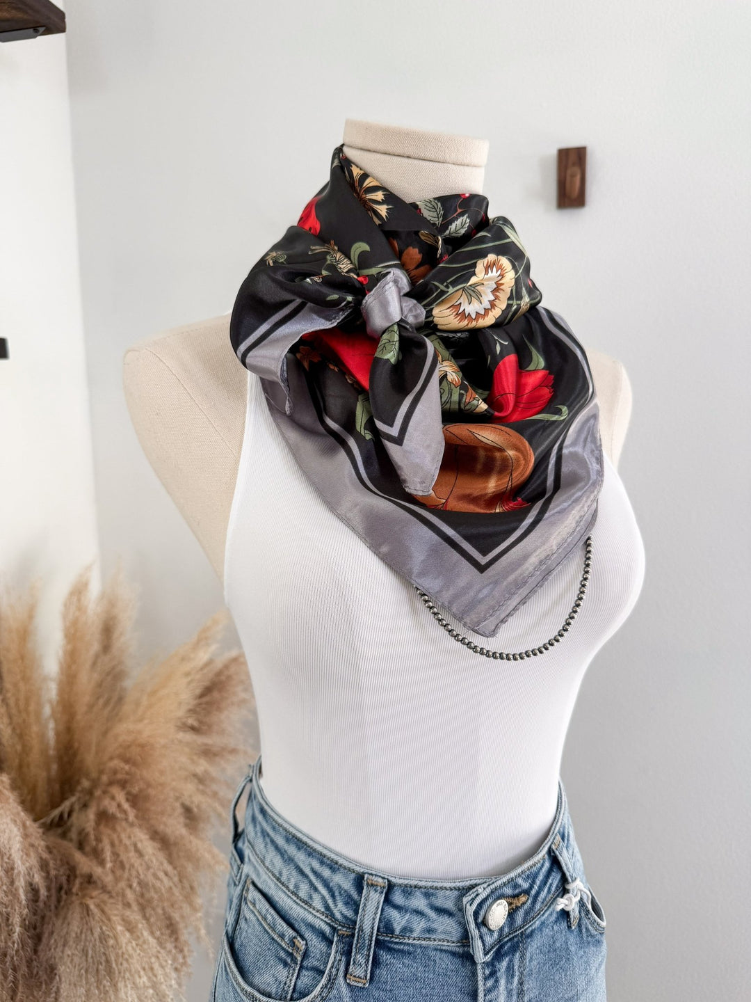 Layla Wild Rag - Lunabelle West