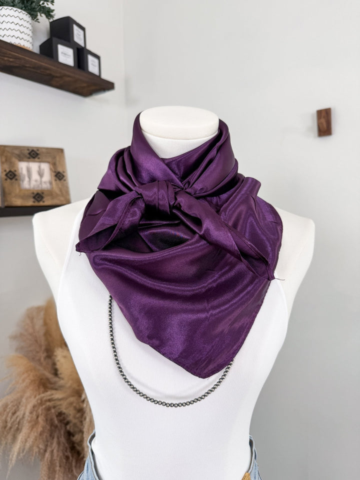 Iris Wild Rag - Lunabelle West