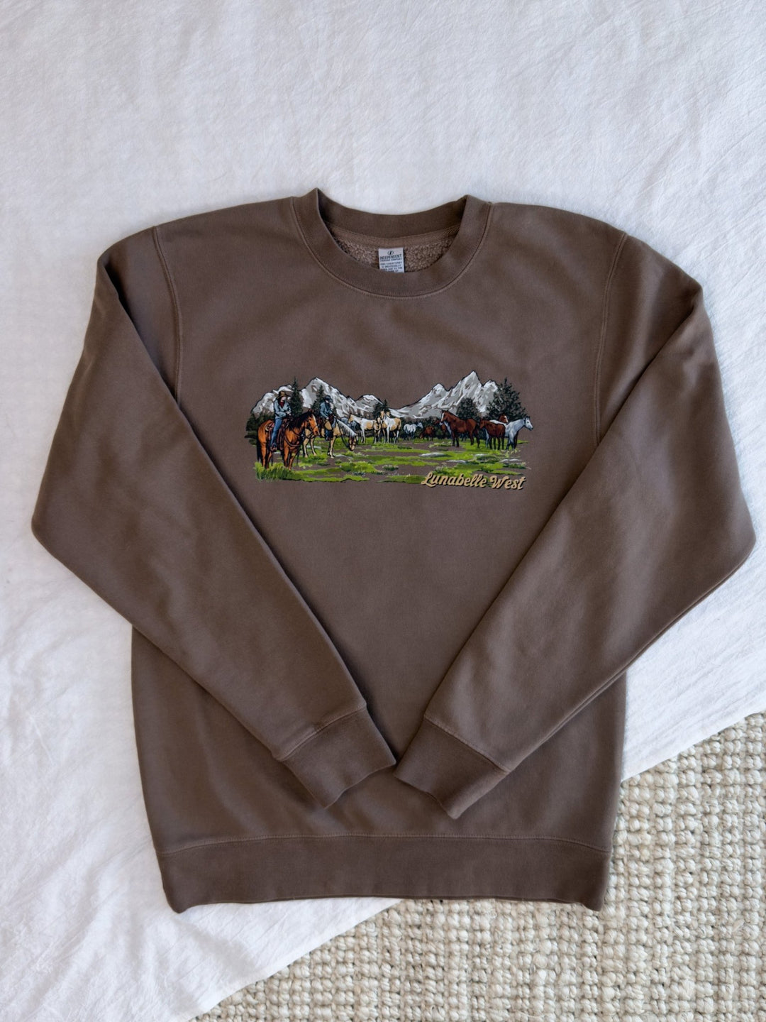 Cowboy Valley Crewneck - Lunabelle West
