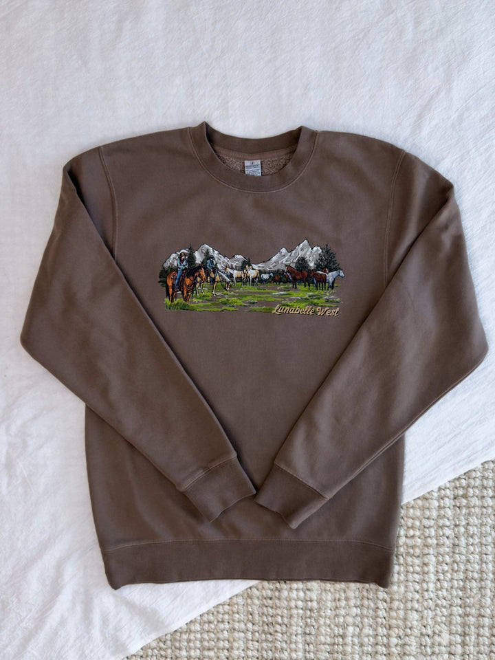 Cowboy Valley Crewneck - Lunabelle West