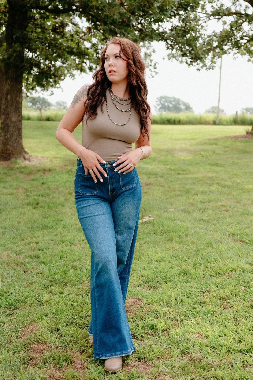 Rosston Wide Flare Jeans - Lunabelle West