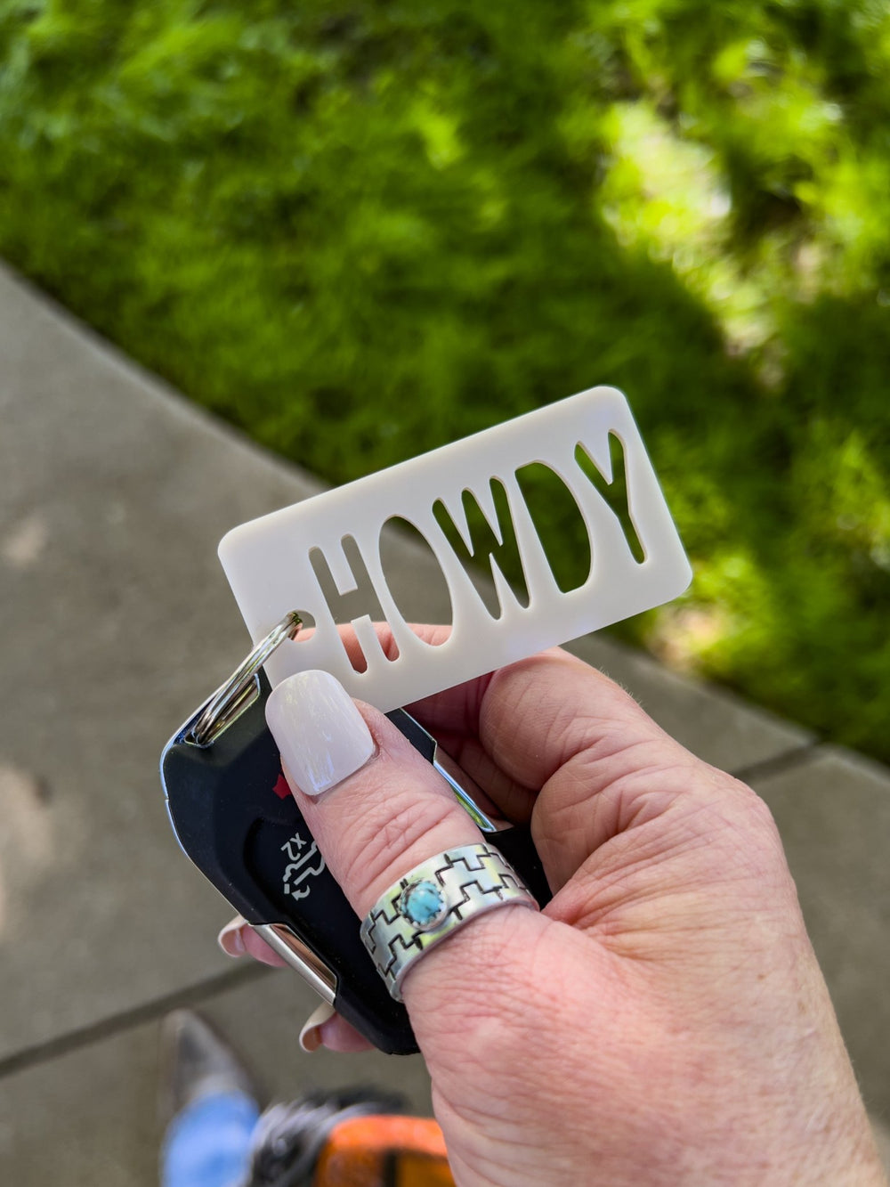 Howdy Keychain - Lunabelle West