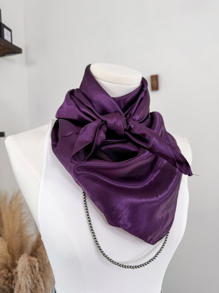 Iris Wild Rag - Lunabelle West