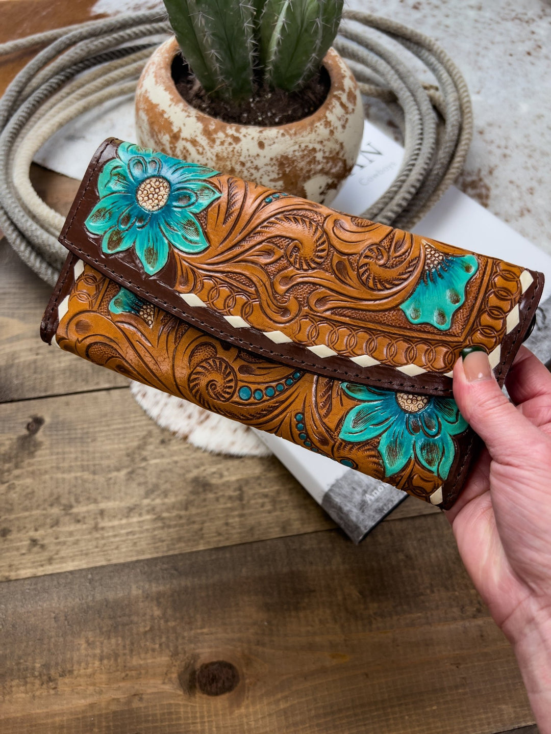 Charlotte Wallet - Lunabelle West