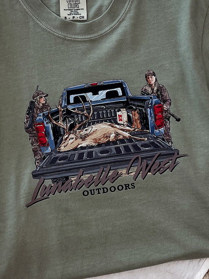 Trophy Buck Tee - Lunabelle West