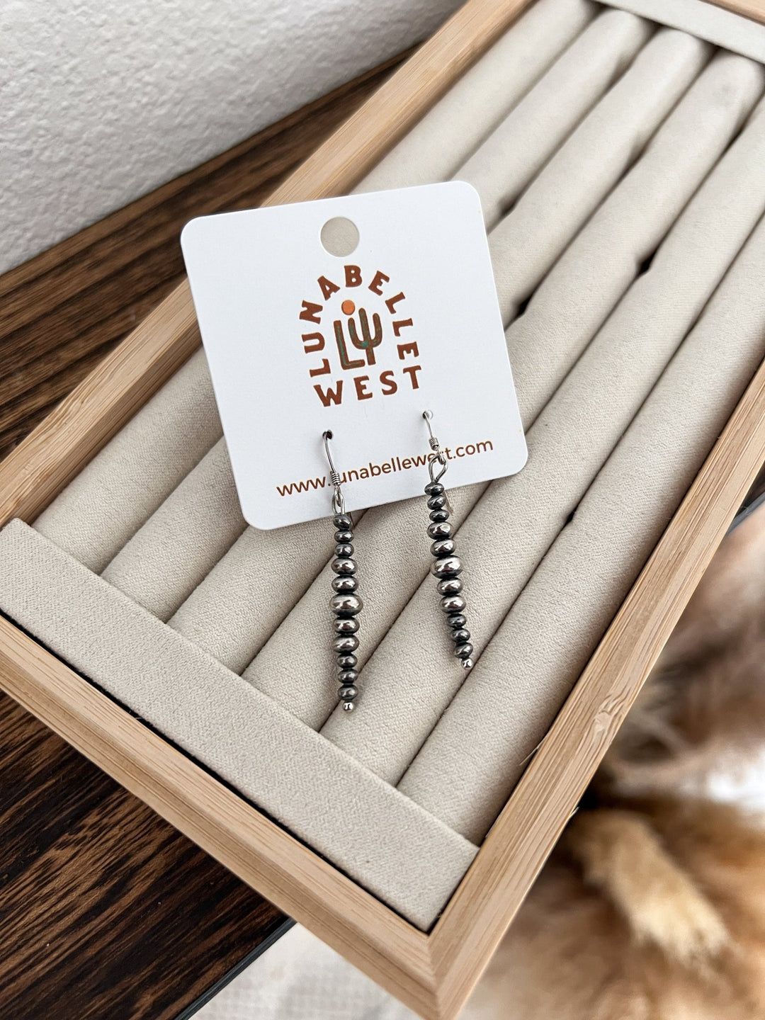 Sedgwick Earrings - Lunabelle West
