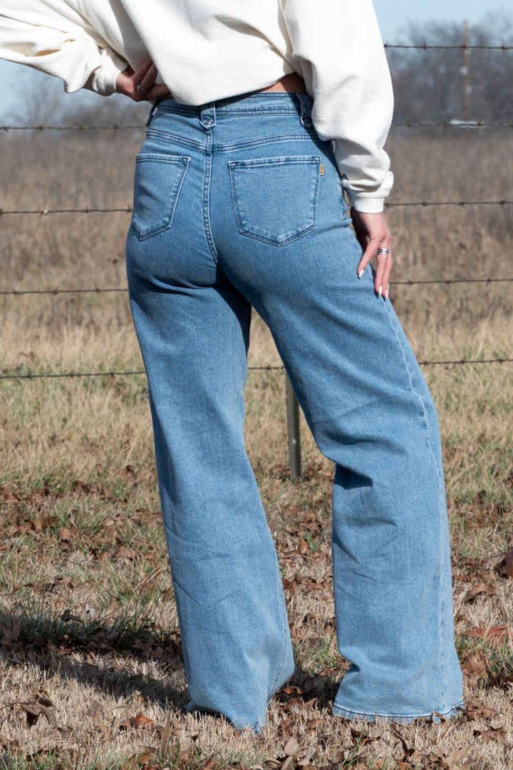 Laiken Wide Leg Jeans