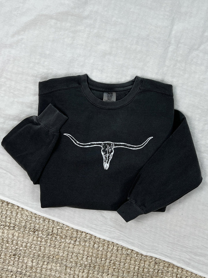 Longhorn Betty Crewneck - Lunabelle West