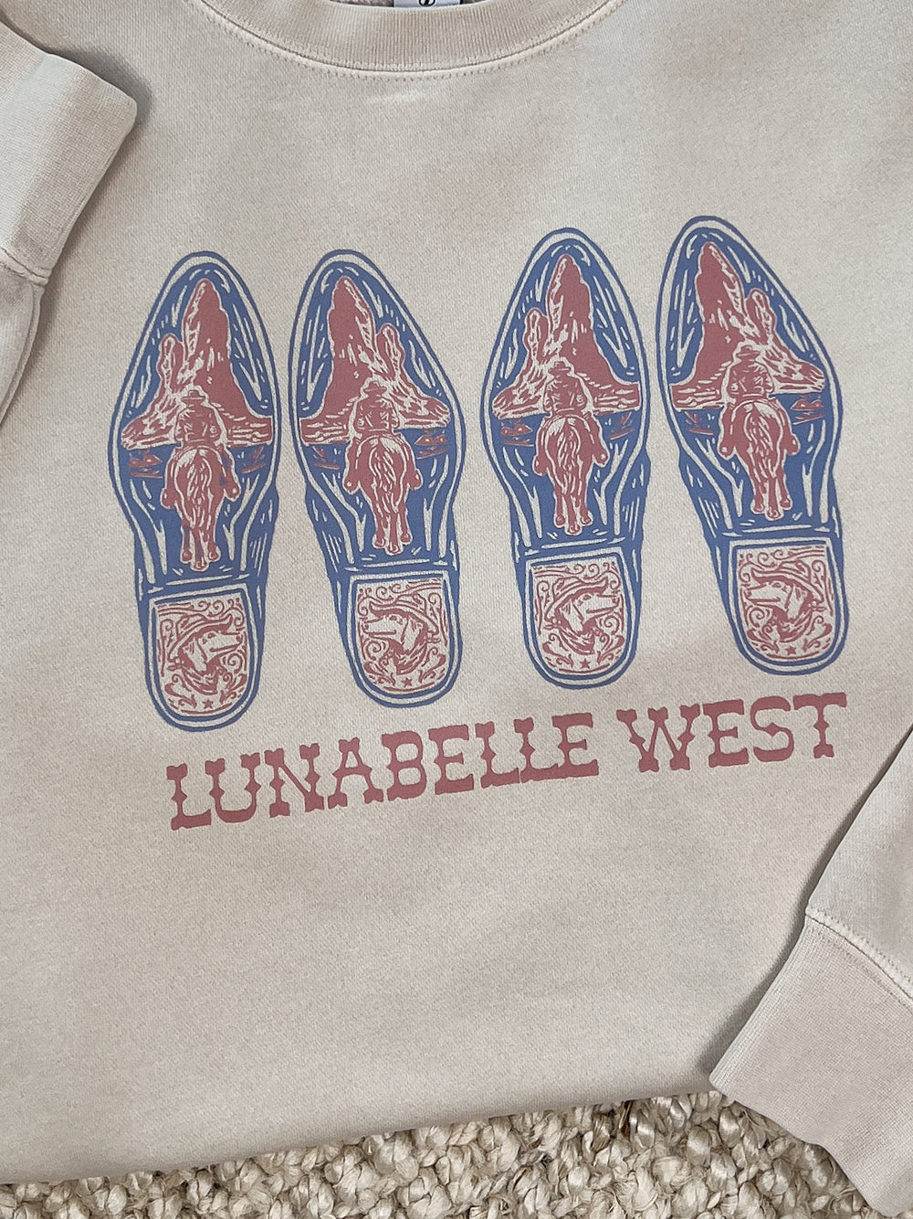 Boot Trail Crewneck - Lunabelle West