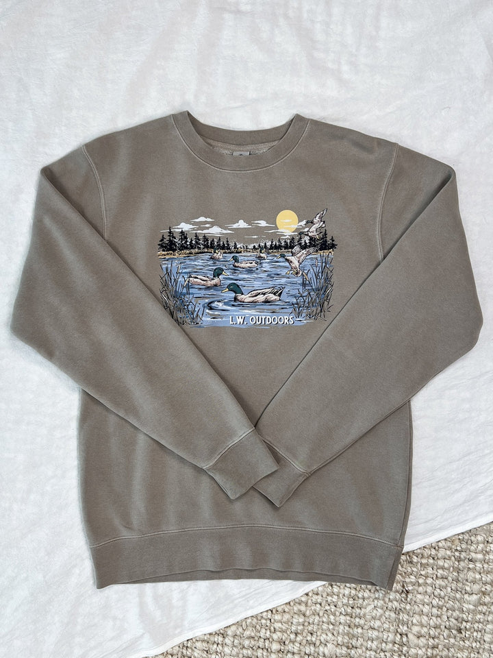 Marshland Hideout Crewneck - Lunabelle West