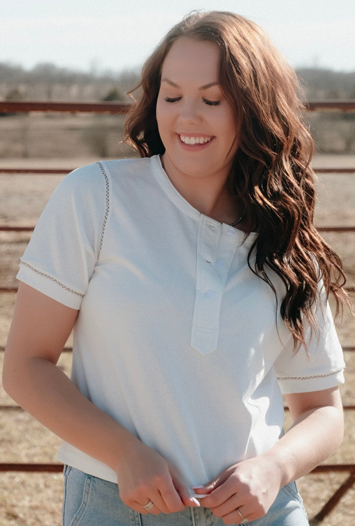 Conway Tee - Lunabelle West