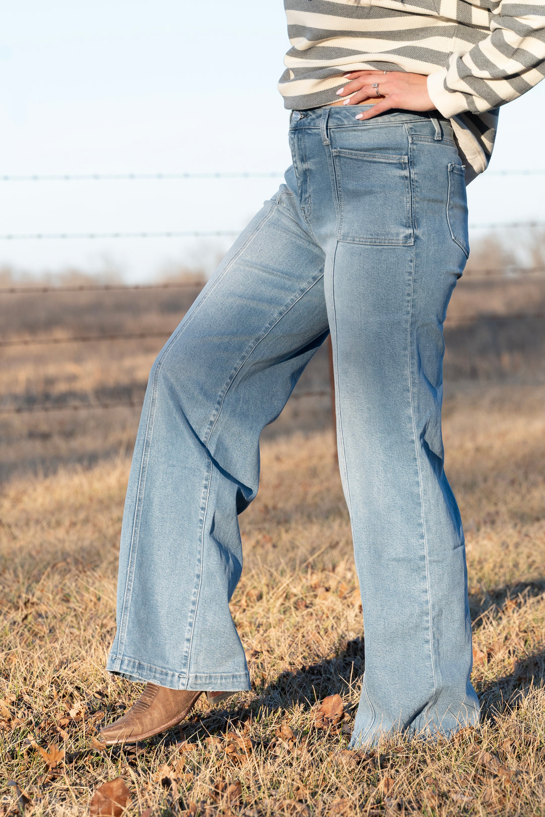 Delaney Wide Leg Jeans