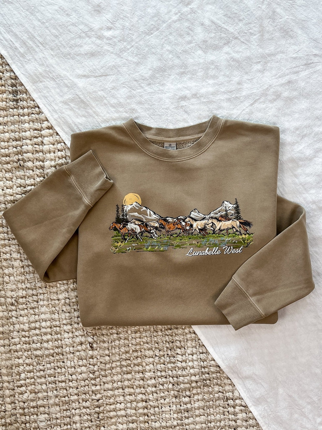 Mustang Run Crewneck - Lunabelle West