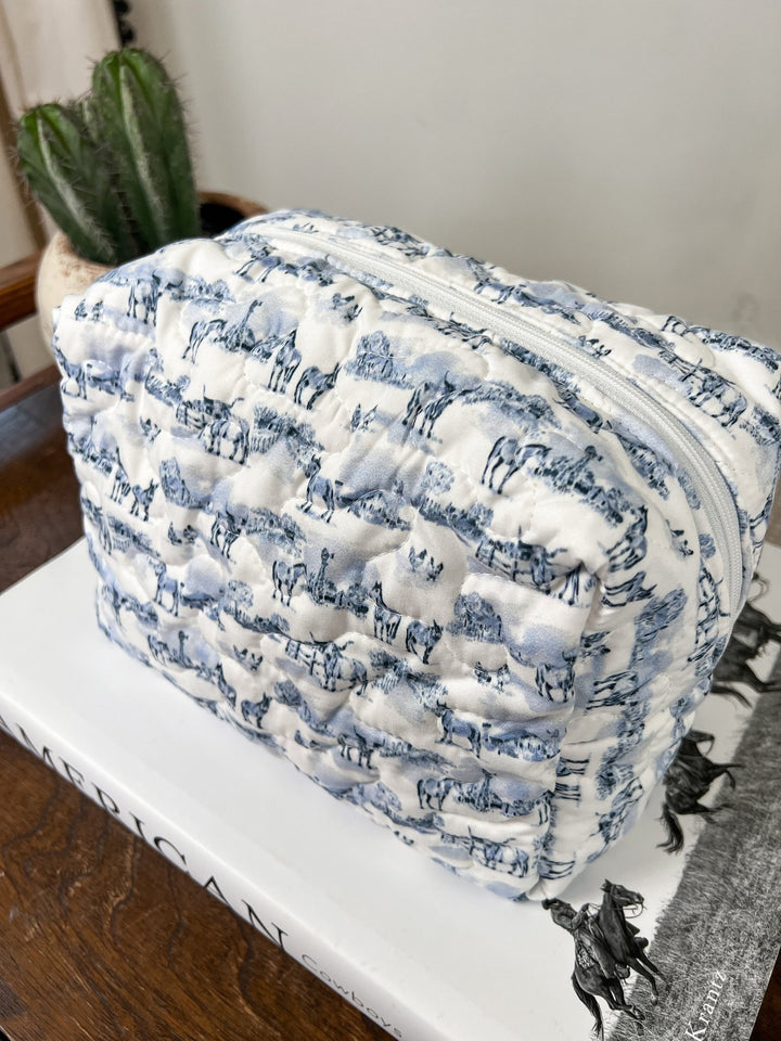 San Antonio Quilted Makeup Bag - Lunabelle West