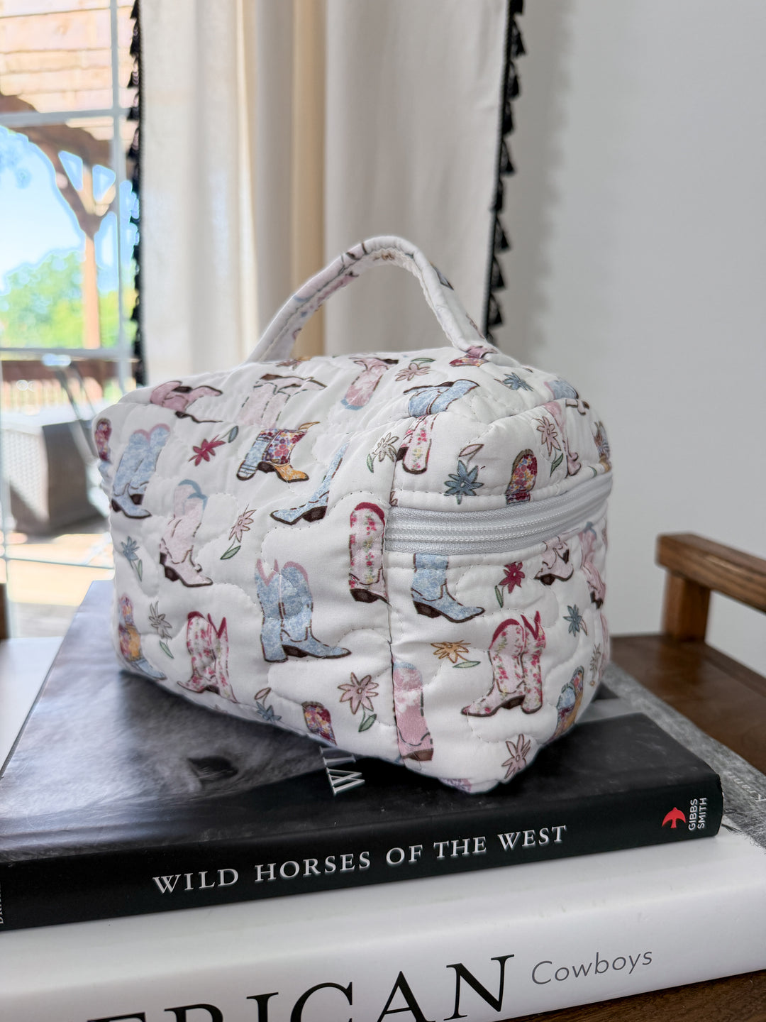 Daisy Boots Quilted Travel Case