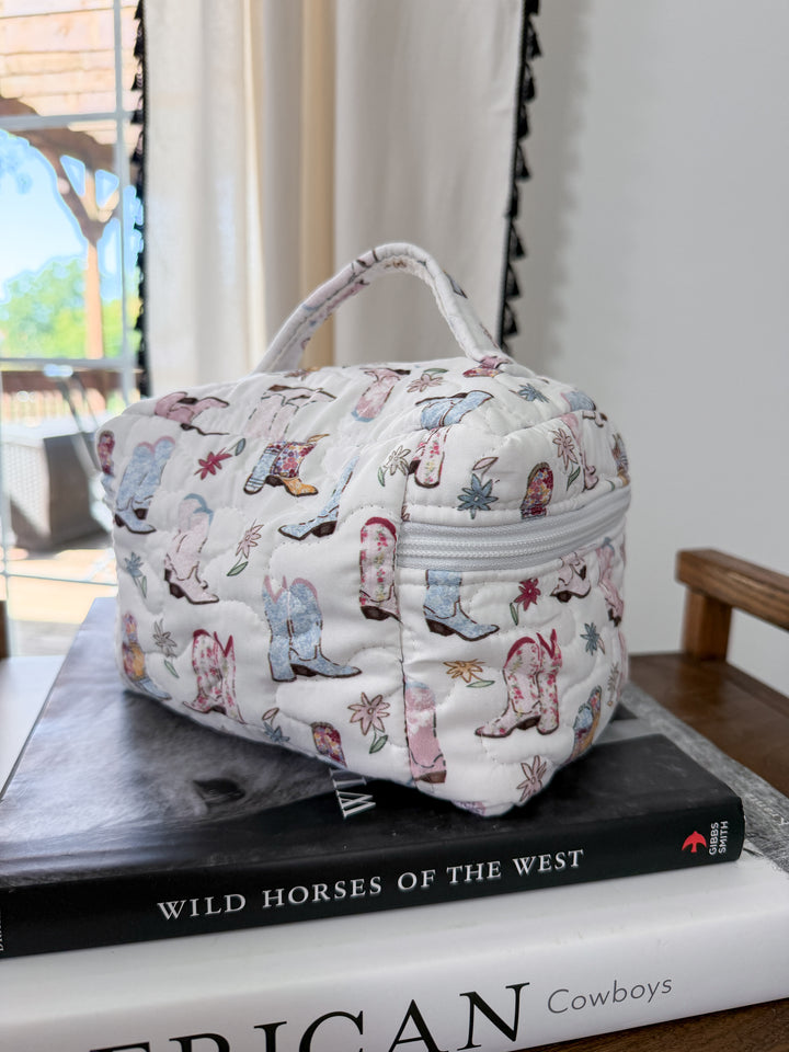 Daisy Boots Quilted Travel Case
