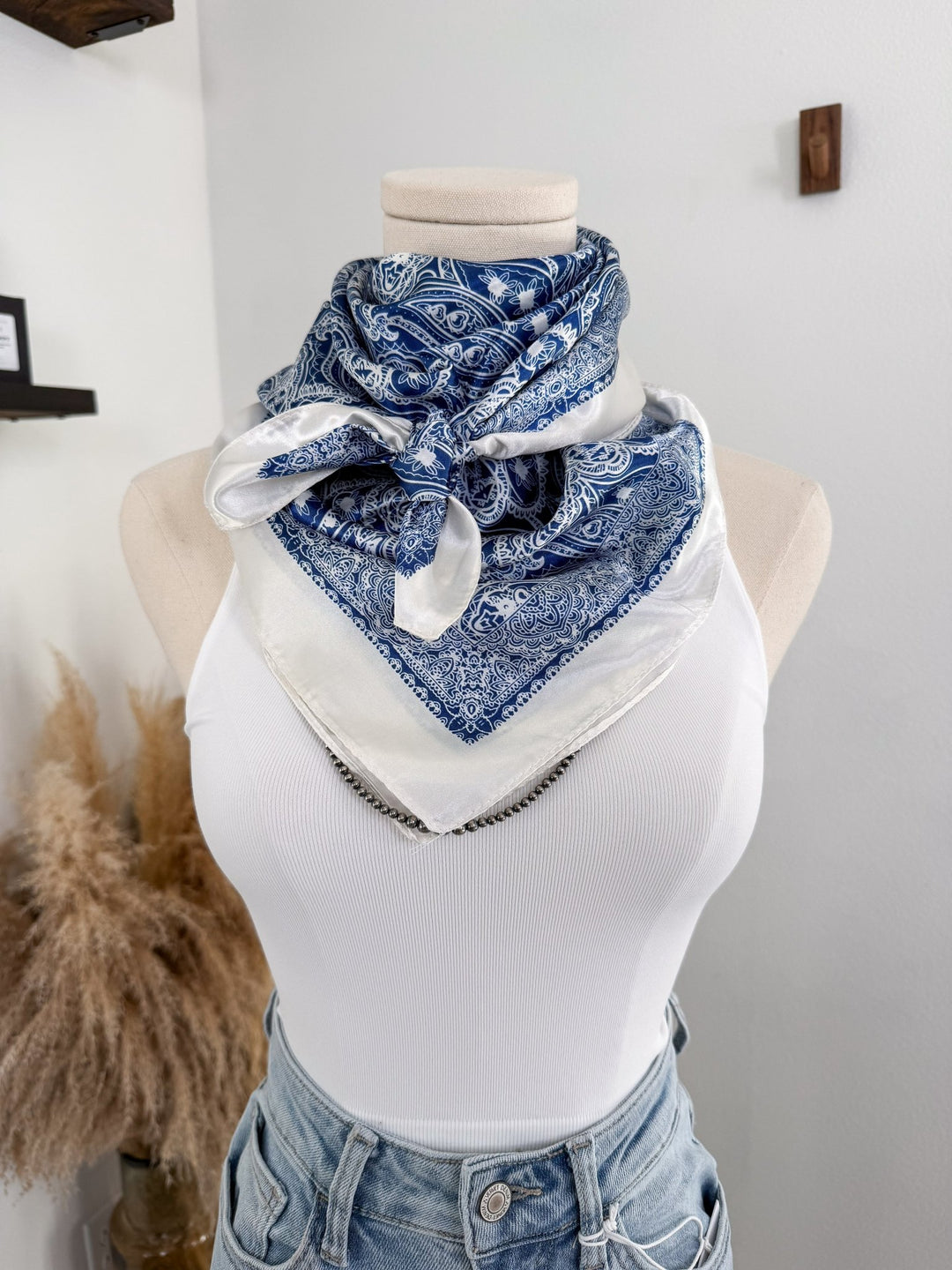 Austin Wild Rag - Lunabelle West