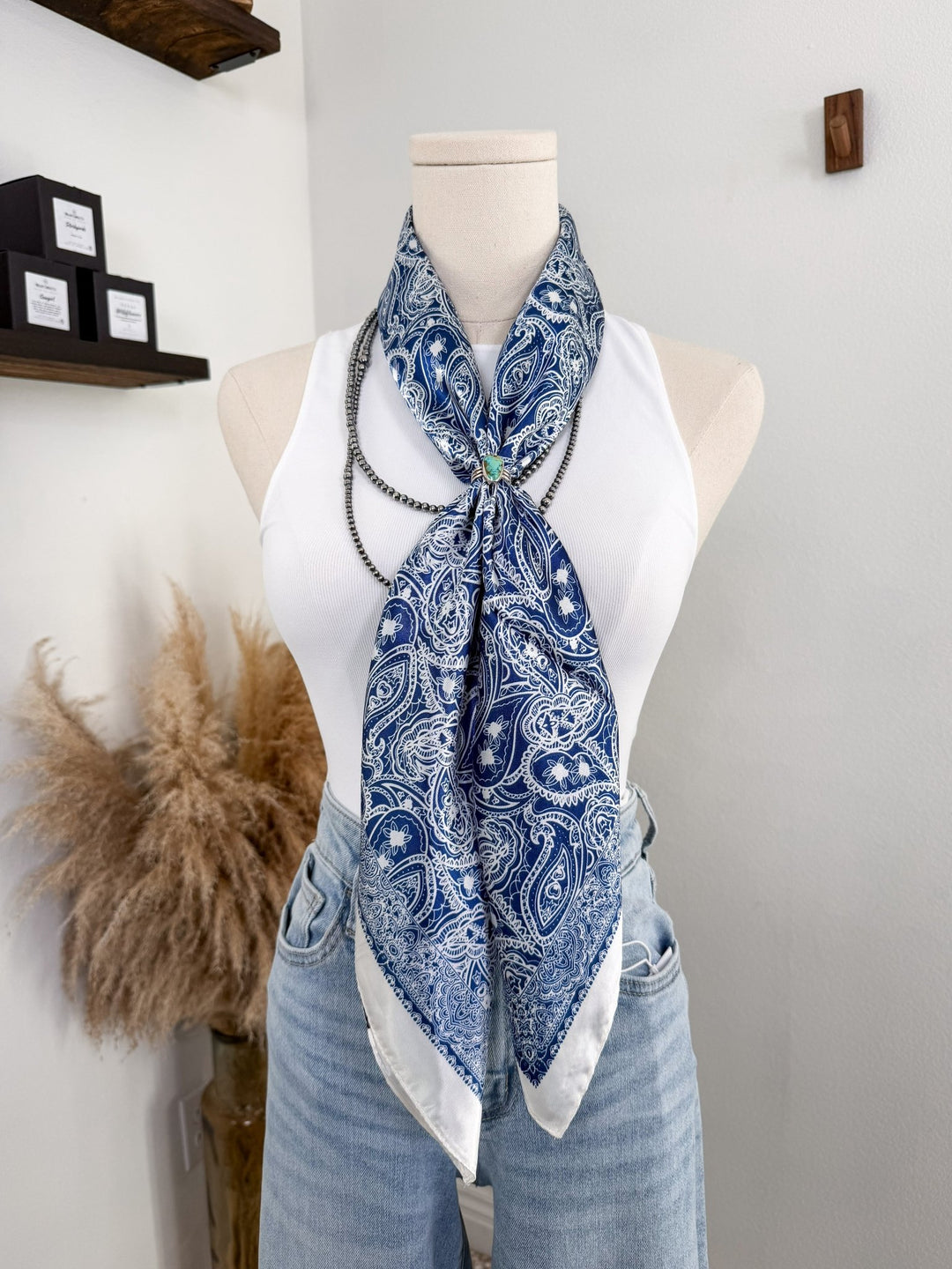 Austin Wild Rag - Lunabelle West