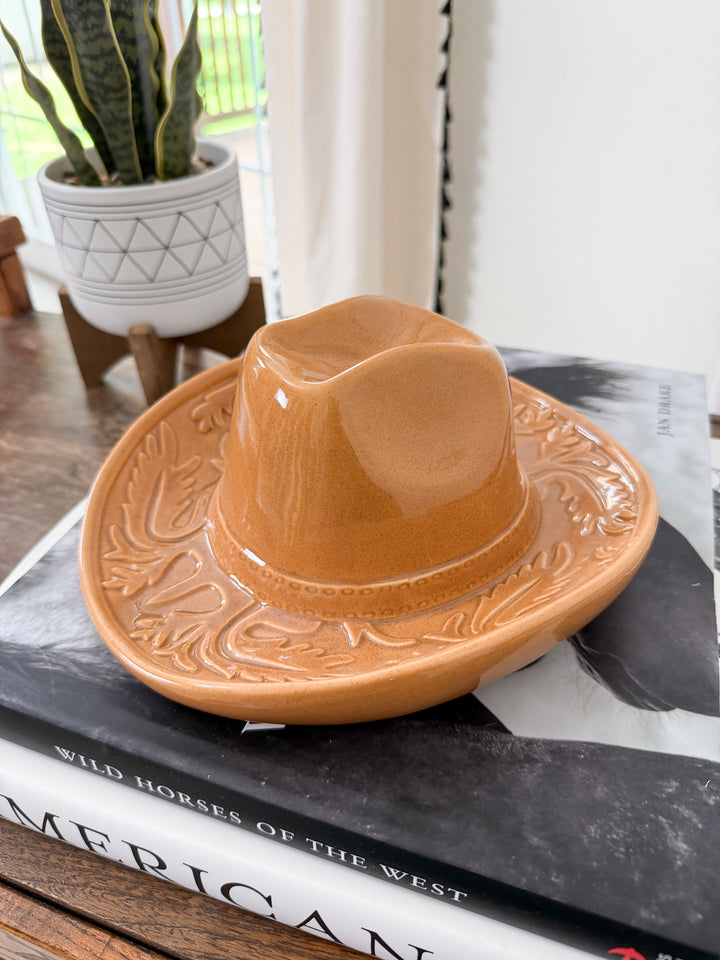 Cowgirl Hat Ceramic Hanging Vase (Brown)