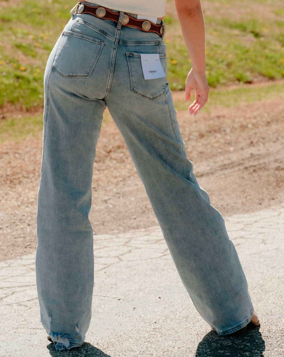 Laramie Wide Leg Jeans - Lunabelle West