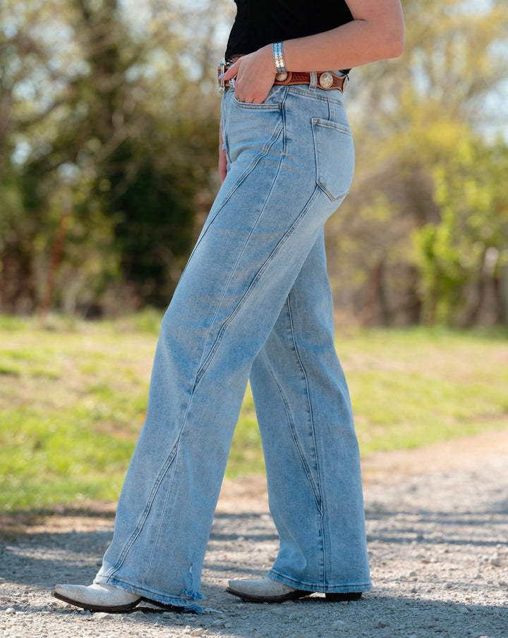 Laramie Wide Leg Jeans - Lunabelle West