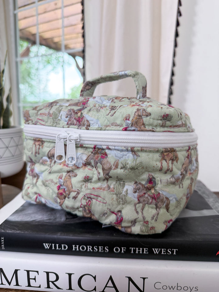 Sawyer Quilted Travel Case