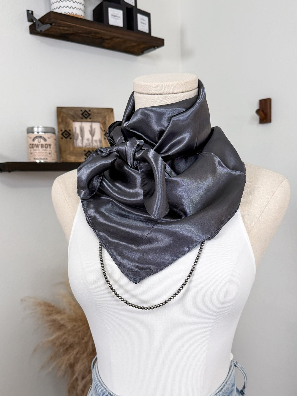 Holden Wild Rag - Lunabelle West