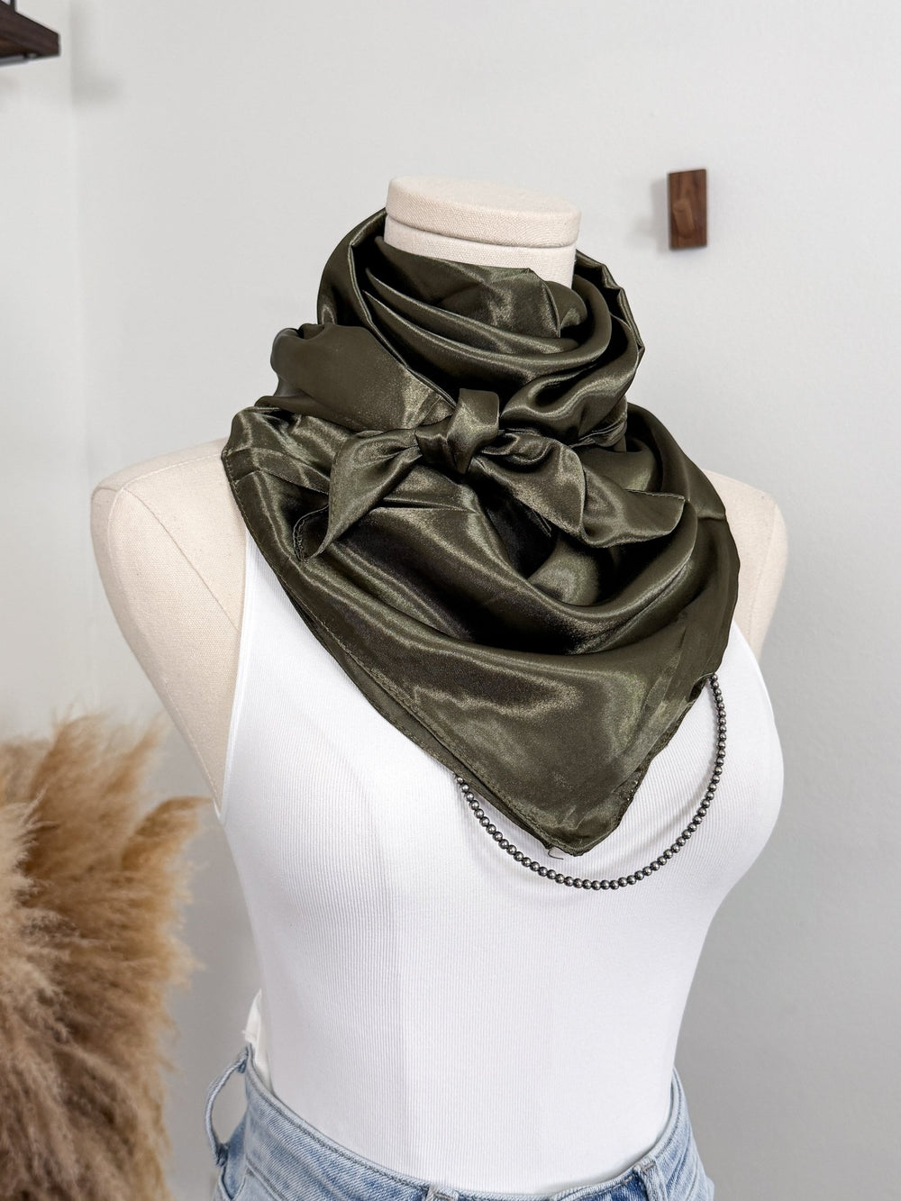 Archer Wild Rag - Lunabelle West