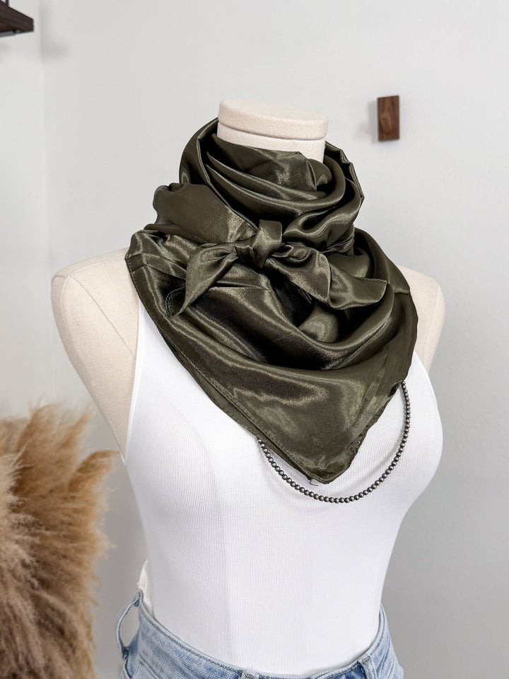 Archer Wild Rag - Lunabelle West