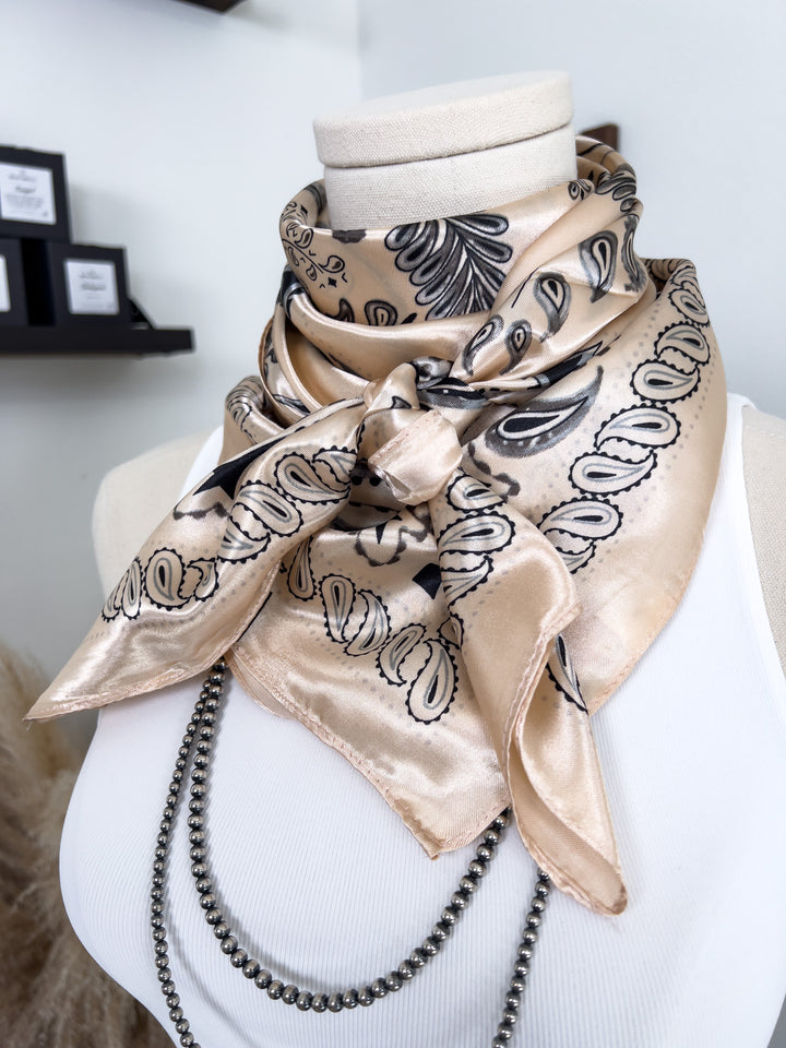 Westbrook Wild Rag - Lunabelle West