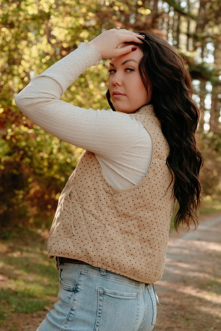 Iverson Corduroy Vest - Lunabelle West
