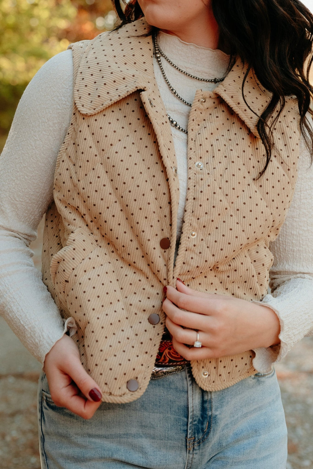 Iverson Corduroy Vest - Lunabelle West