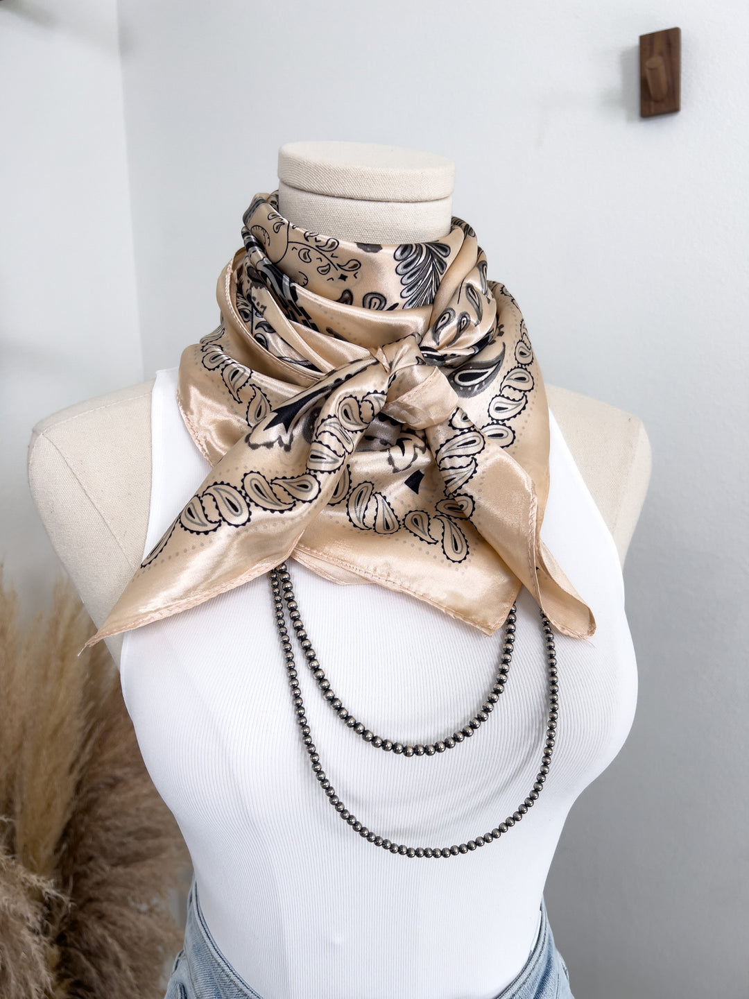 Westbrook Wild Rag - Lunabelle West