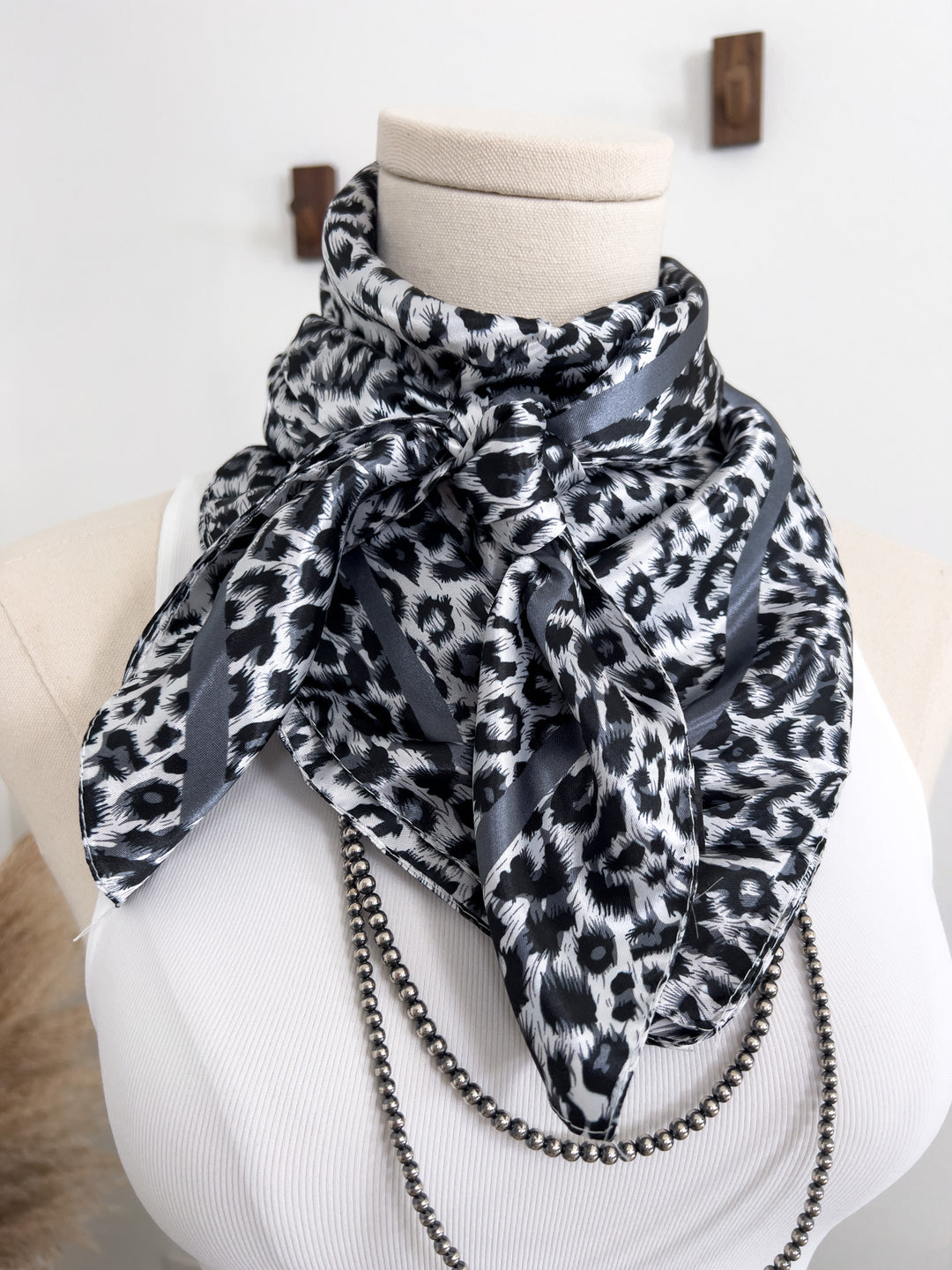 Sarasota Wild Rag - Lunabelle West