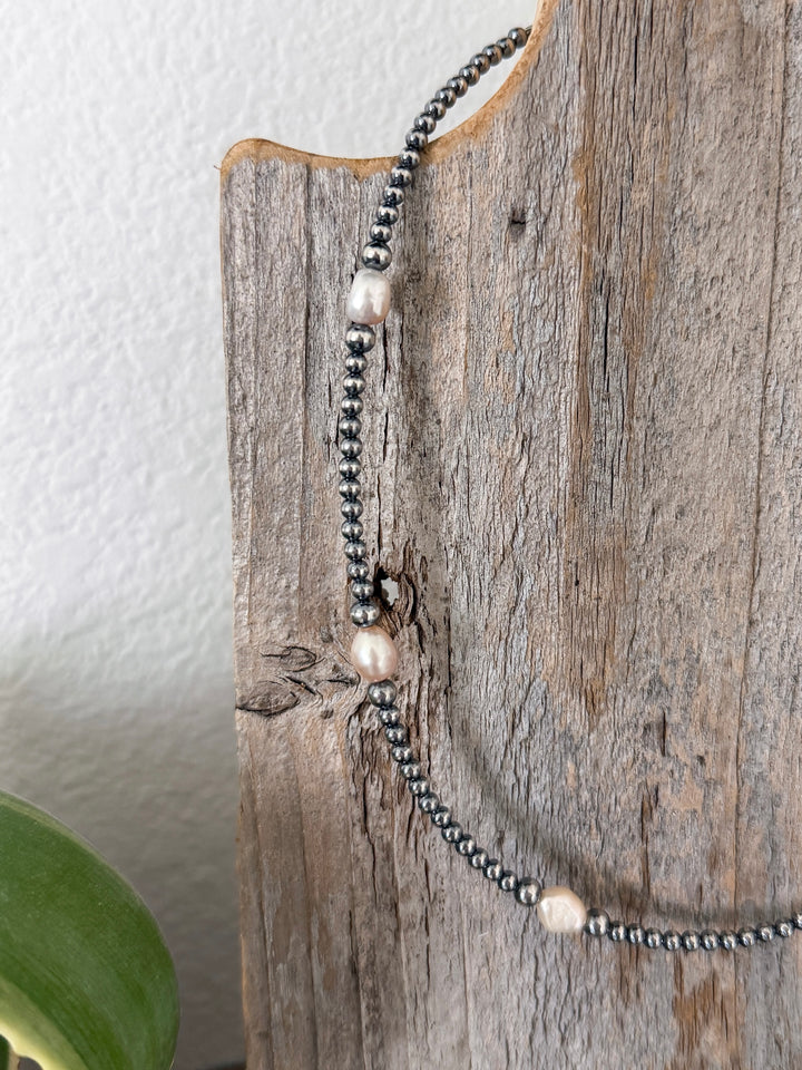 Ezra Freshwater Pearl Necklace