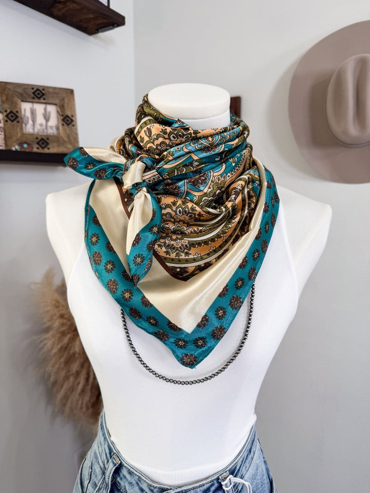 Wren Wild Rag - Lunabelle West